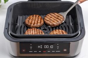 قابلیت گریل کردن مواد غذایی روی صفحه گریل ۹۶۰ نوتریکوک